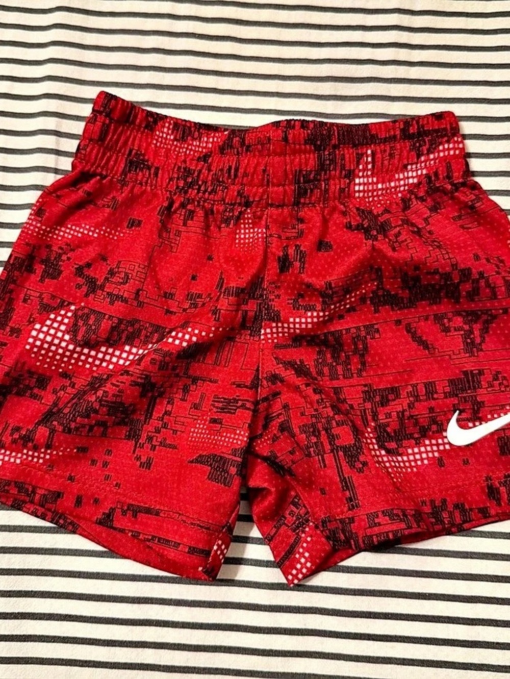 Nike Toddler Dri-FIT Multi Mesh Shorts Red & Black 6M